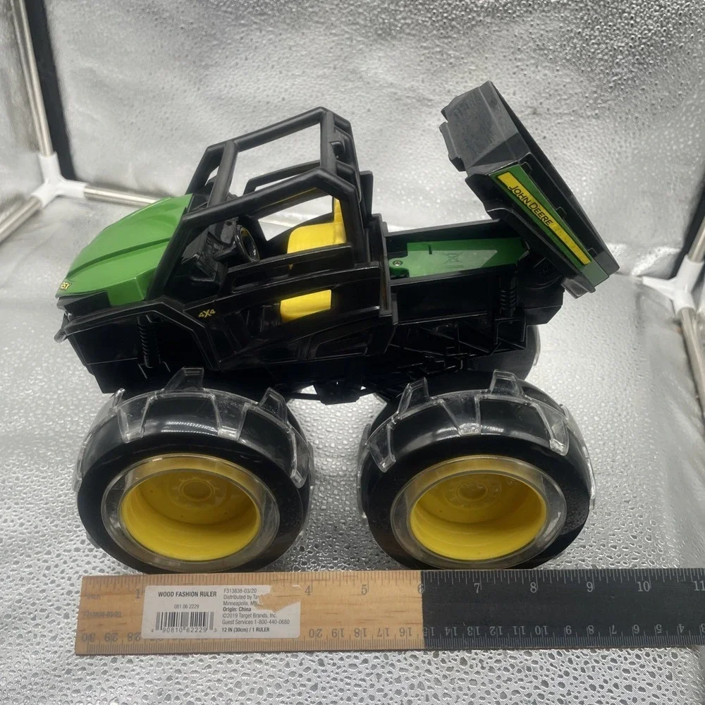 RSX Buggy‎ Green 4x4 Monster Light Up Wheels 8